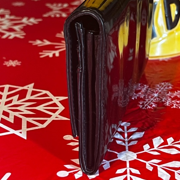 CHRISTIAN DIOR PATENT LEATHER LONG WALLET - Picture 3 of 9